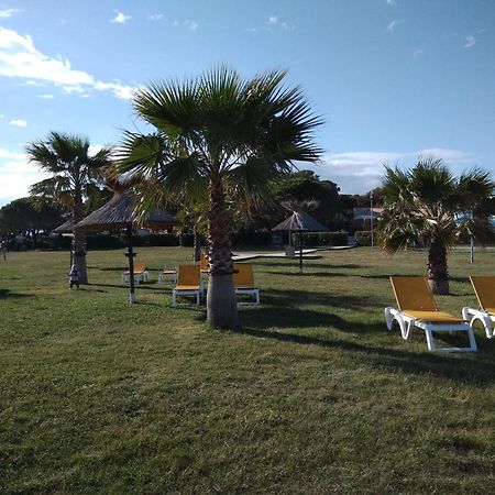 Camping 4 Etoiles Le Lac Des Reves Perols Room photo