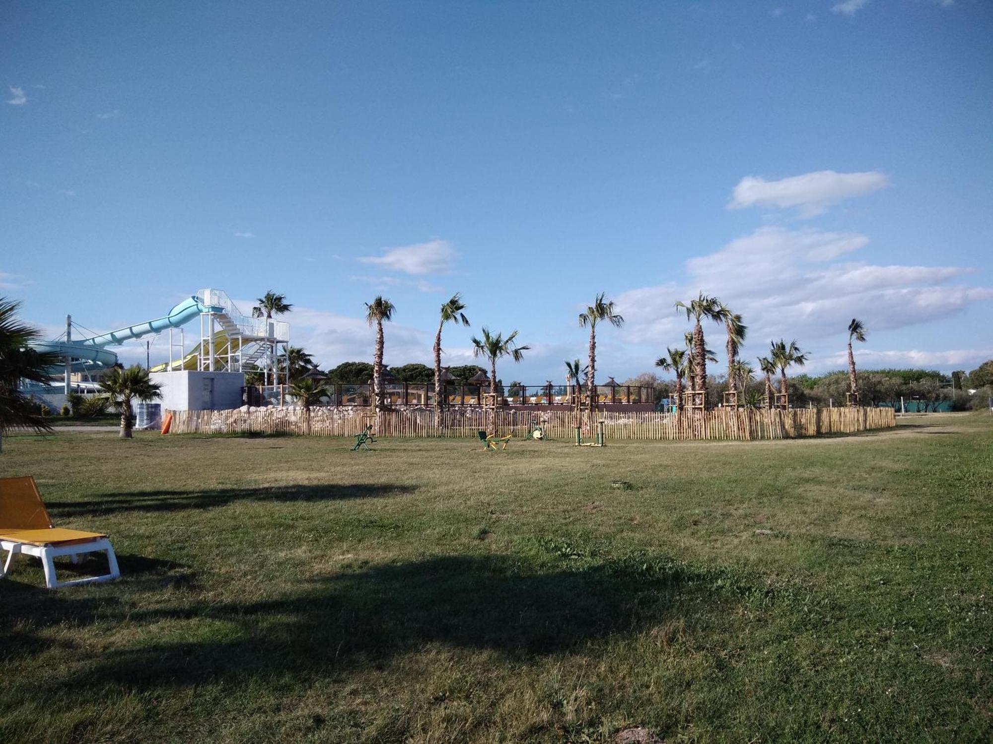 Camping 4 Etoiles Le Lac Des Reves Perols Room photo